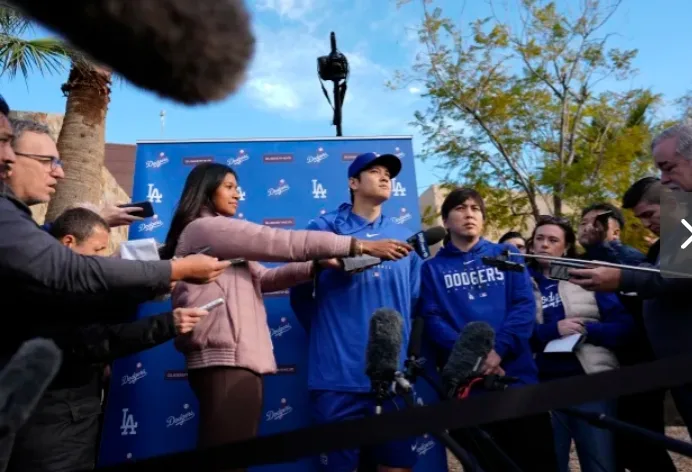 Dodgers’ New Star Shohei Ohtani Adjusts to Spotlight in Spring Training