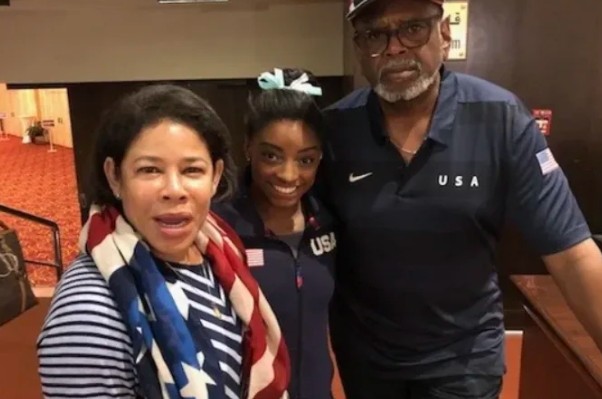 Simone Biles Unveils Shocking Family Revelation: Biological Mother Revealed as Father’s Daughter