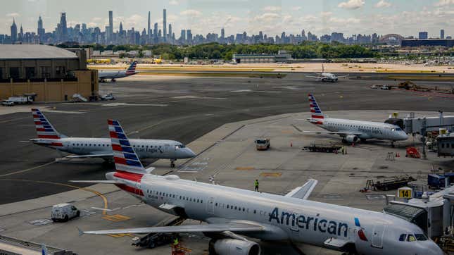 American Airlines and flight attendants have reached deal to avoid a strike