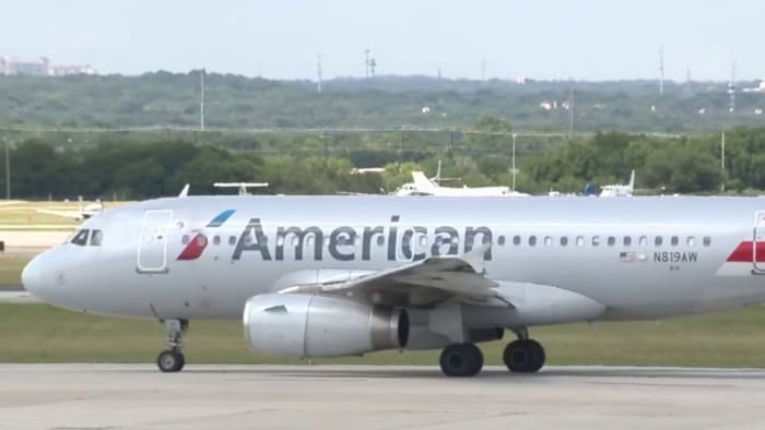 ‘A slap in the face’: Two competing airlines challenge San Antonio’s bid for direct flight to Washington, DC