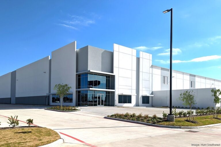 United Airlines’ new distribution center near IAH sold to Australian company