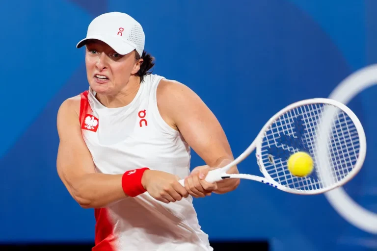 Swiatek sinks Begu in Olympic opener