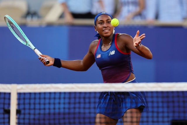 Coco Gauff wygrywa pierwszy indywidualny mecz swojej kariery olimpijskiej w stylu, który jest tylko jej własny.