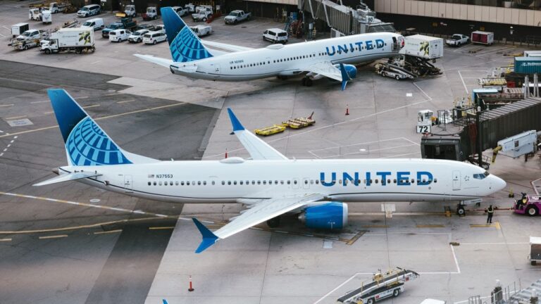 United aims to crack down on flight attendants who abuse sick time
