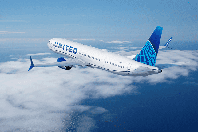 United Airlines Commits to Seatback IFE Screens in Record Airbus, Boeing Jet Order