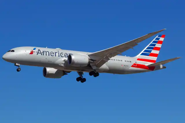 American Airlines offers $4.2B boost to flight attendants under new contract