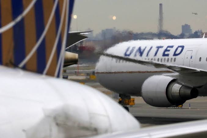 United Airlines suspends flights to Tel Aviv