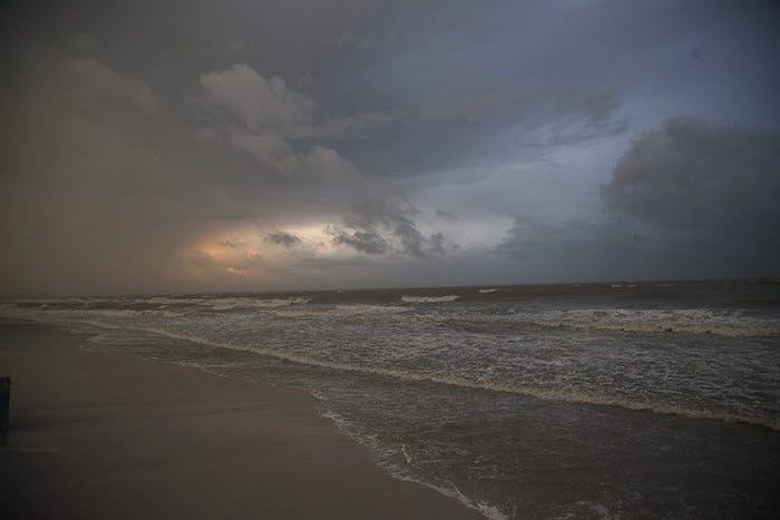 Nearly 2,000 US flights canceled as Tropical Storm Debby looms; cruises changed