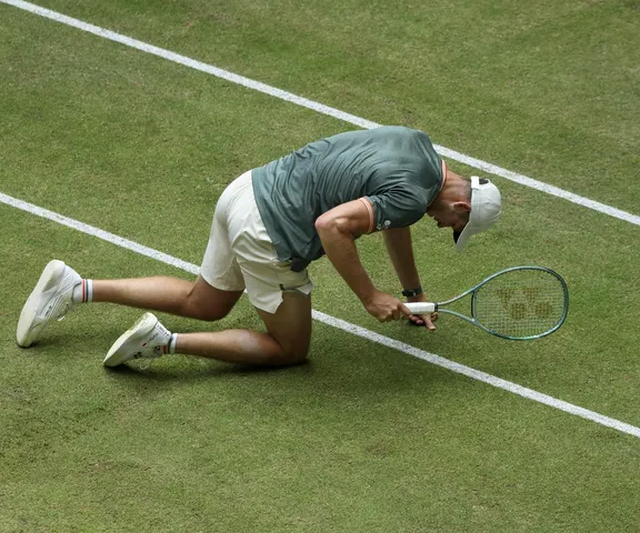 Hubert Hurkacz pokonany w finale turnieju ATP w Halle! Jannik Sinner wygrał po dwóch tie-breakach!