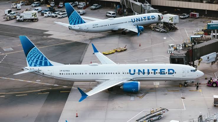 United Airlines suspending daily flights to Israel amid rising tensions