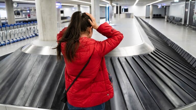 Woman Shares The Apology Gift From American Airlines For Losing Her Luggage