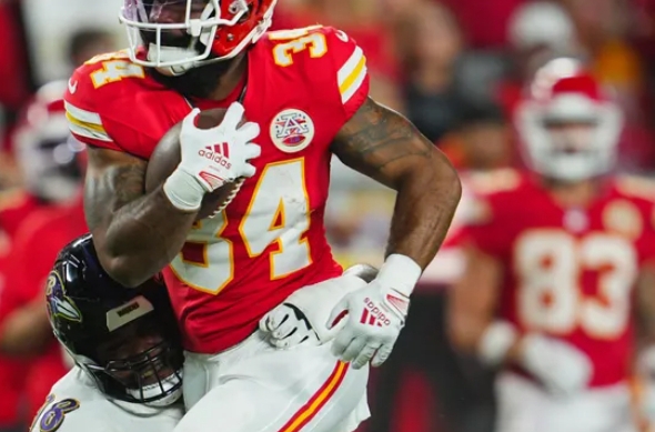 Kareem Hunt among the Chiefs’ options at RB after losing Isiah Pacheco to injury