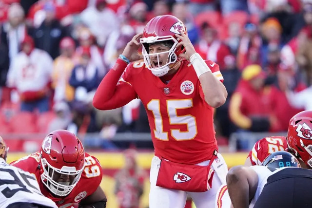 Chiefs QB Patrick Mahomes can complete impressive trifecta with win vs. Bengals